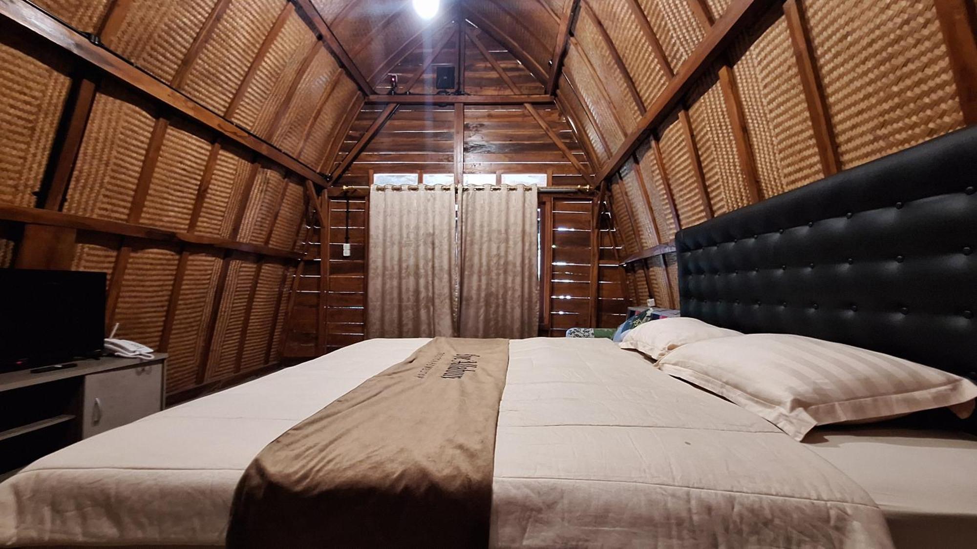 The Allabun Glamping Yogyakarta Калиуранг Экстерьер фото