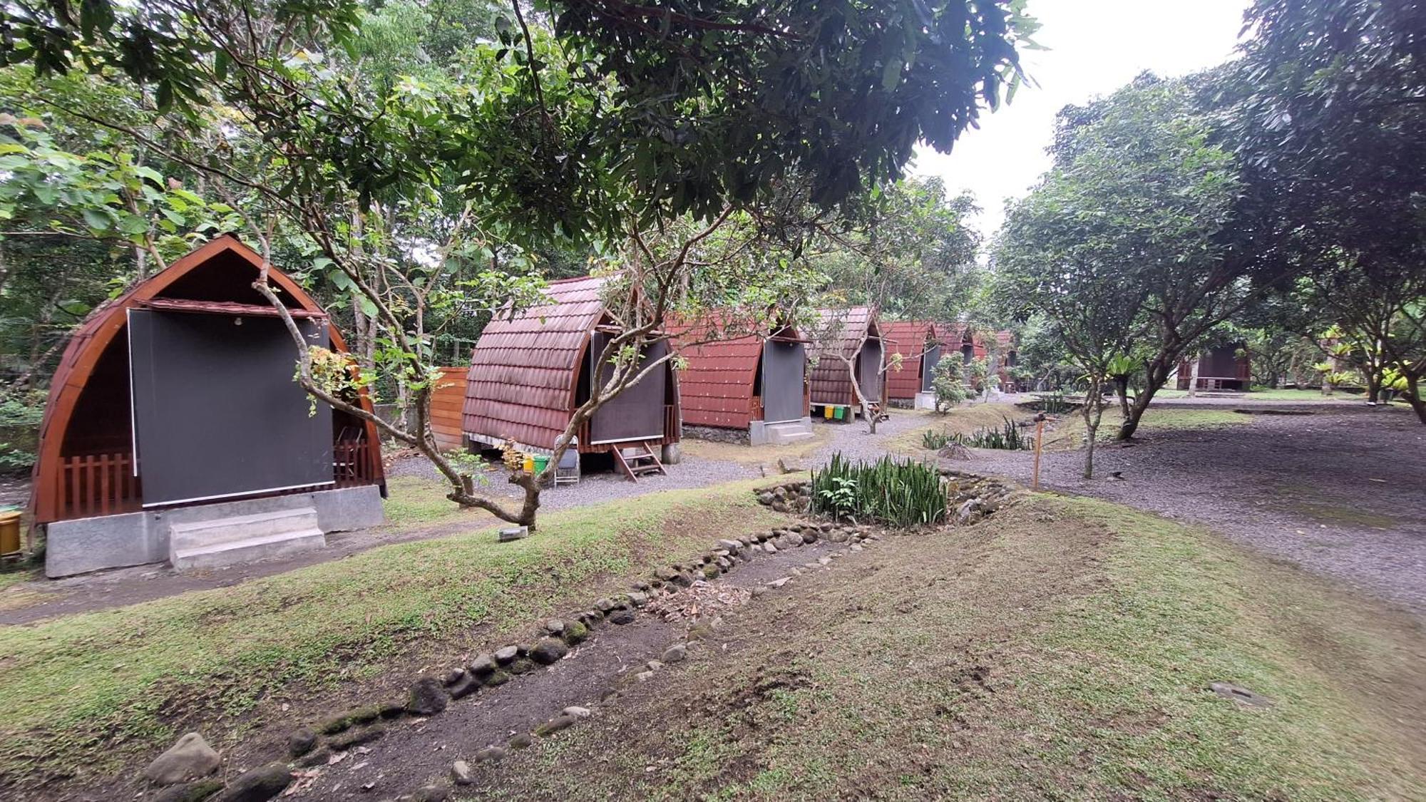 The Allabun Glamping Yogyakarta Калиуранг Экстерьер фото